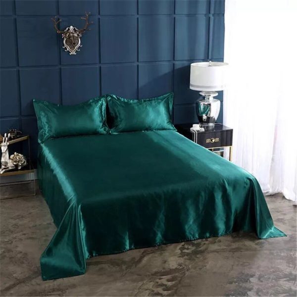 drap en satin vert